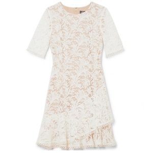 Vince Camuto Ivory ruffled lace dress